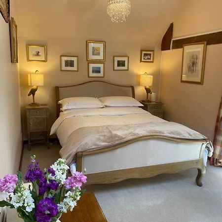 The Grooms Loft Self Contained Apartment Milton Abbas Ngoại thất bức ảnh