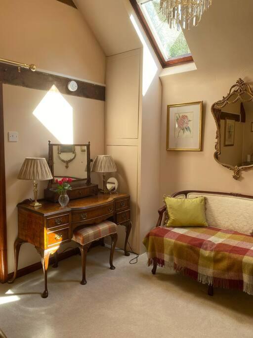 The Grooms Loft Self Contained Apartment Milton Abbas Ngoại thất bức ảnh